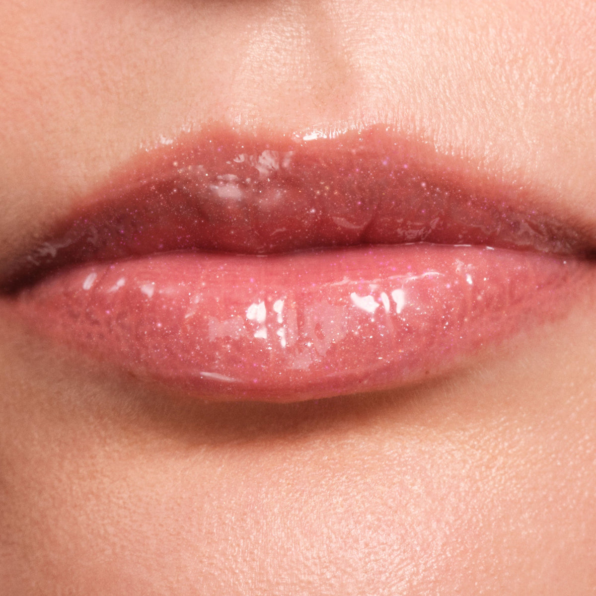 phyto-glow-lip-balm-shimmer-orbit-p5 NATR-10135-Phyto-Glow-Lip-Hover-Orbit.jpg
