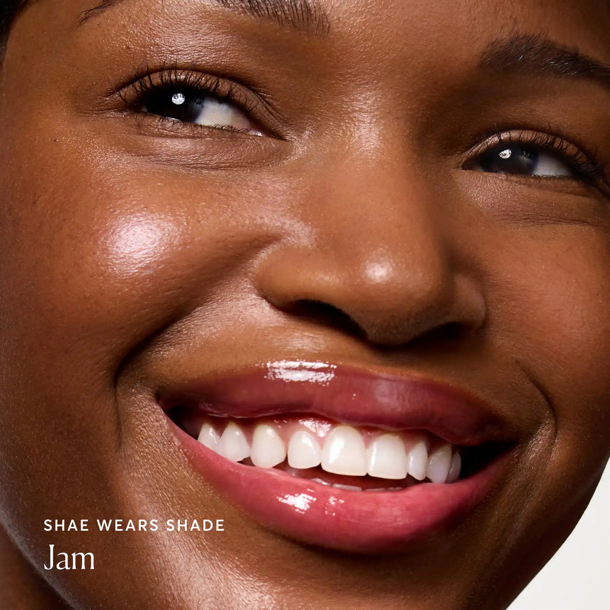 phyto-glow-lip-balm-jam-f1 NATR-60068-Alt-Images-Phyto-Glow-Lip-Balm-Jam-04.webp